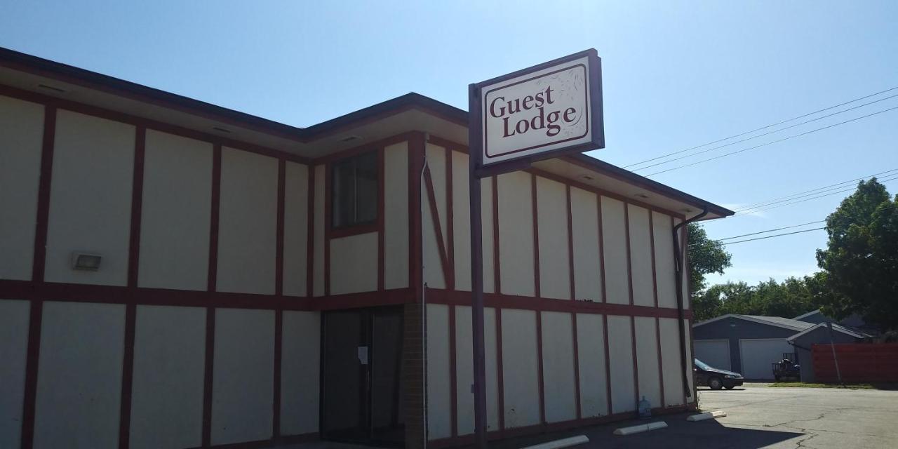 Guest Lodge Motel 迈诺特 外观 照片